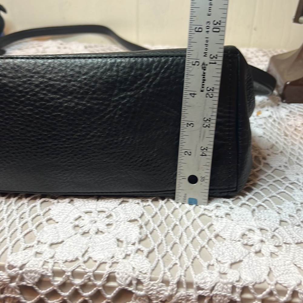Kate Spade black leather cross body - Picture 6 of 7